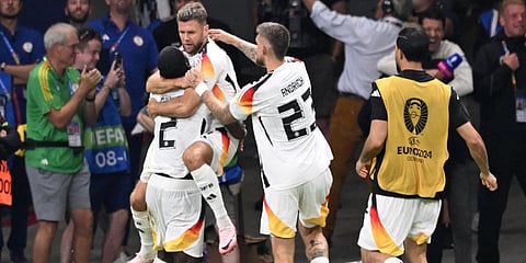 പരസ്പരം കീഴടങ്ങാതെ സ്വിറ്റ്സര്ലന്ഡും ജര്മനിയും പ്രീ ക്വാര്ട്ടറില്, ഇൻജുറി ടൈമില് തകര്ന്ന് സ്കോട്ട്ലൻഡ്