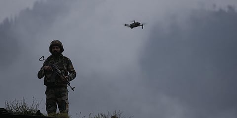 ജമ്മു കശ്മീരിൽ സുരക്ഷാ സേനയും ഭീകരരും തമ്മിൽ ഏറ്റുമുട്ടൽ; ഒരു ഭീകരൻ കൊല്ലപ്പെട്ടു