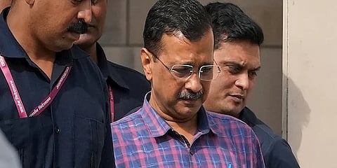 സിസോദിയയും ഞാനും നിരപരാധികള്, സിബിഐ വ്യാജ വാര്ത്ത പ്രചരിപ്പിക്കുന്നു: അരവിന്ദ് കെജ്രിവാൾ