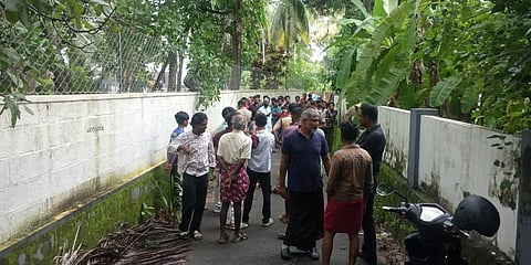 ചാവക്കാട് റോഡിൽ സ്ഫോടനം