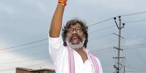 രക്തം ചൊരിഞ്ഞ് പോരാട്ടം നയിച്ചവരുടെ മണ്ണാണ് ഝാർഖണ്ഡ്: ഹേമന്ത് സോറൻ