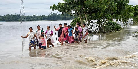 അരുണാചലിൽ മഴ കനത്തതോടെ അസമിൽ വെള്ളപ്പൊക്കം രൂക്ഷം; എല്ലാ നദികളും അപകടനിലയ്ക്ക് മുകളിലെന്ന് മുഖ്യമന്ത്രി