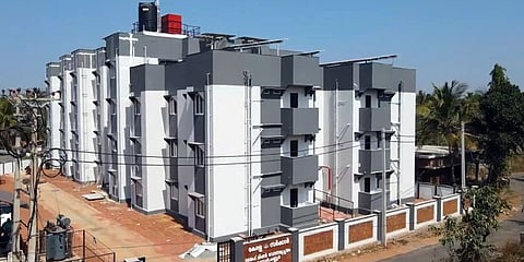 കാടു കയറിയ വടക്കാഞ്ചേരി ലൈഫ് മിഷന് ഫ്ളാറ്റ് പദ്ധതി; അനിശ്ചിതത്വത്തില് ആയ അഞ്ച് വര്ഷങ്ങള്