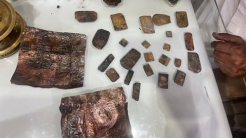 കെ സുധാകരൻ്റെ വീട്ടിൽ നിന്നും കണ്ടെടുത്ത വസ്തുക്കൾ