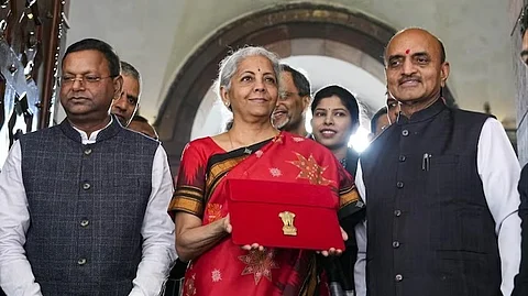 2023-24 സാമ്പത്തിക വർഷത്തേക്കുള്ള കേന്ദ്ര ബജറ്റ് അവതരണത്തിന് മുന്പ് കേന്ദ്ര ധനമന്ത്രി നിർമല സീതാരാമന്
