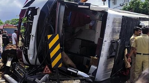 മടവന ബസ് അപകടം