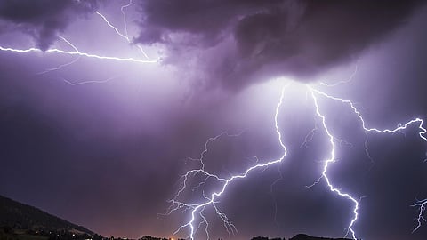 ജാർഖണ്ഡിൽ ഇടിമിന്നലേറ്റ് മൂന്ന് മരണം; പരുക്കേറ്റവരിൽ ഒരാളുടെ നിലഗുരുതരം