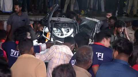 രക്ഷാദൗത്യത്തിന് റോബോട്ട്; ജോയിക്കായുള്ള തിരച്ചിൽ എട്ടാം മണിക്കൂറിലും തുടരുന്നു