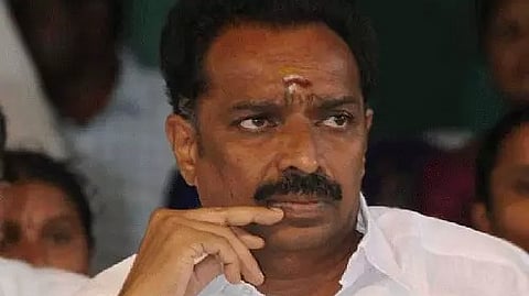 ഭൂമി തട്ടിപ്പ് കേസിൽ പ്രതിയായ തമിഴ്നാട് മുൻമന്ത്രി തൃശൂരിൽ അറസ്റ്റിൽ