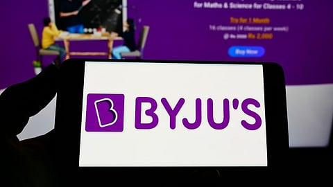 പാപ്പരാക്കിയാല് സേവനങ്ങള് പൂർണമായി നിർത്തി തൊഴിലാളികളെ പിരിച്ചു വിടേണ്ടി വരും; കോടതിയോട് ബൈജു രവീന്ദ്രൻ