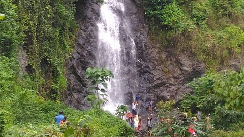 കാരക്കുണ്ട് വെള്ളച്ചാട്ടം
