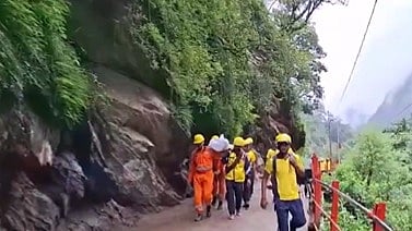 രക്ഷാപ്രവർത്തനം പുരോഗമിക്കുന്നു