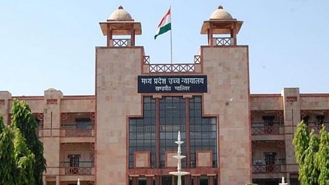 'തെറ്റ് മനസിലാക്കാന് 50 വര്ഷമെടുത്തു'; സര്ക്കാര് ജീവനക്കാര് ആര്എസ്എസ് ശാഖയില് പങ്കെടുക്കരുതെന്ന വിലക്ക് പിന്വലിച്ചതില് മധ്യപ്രദേശ് ഹൈക്കോടതി