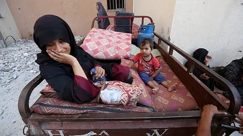 സഹായം എത്തിക്കാൻ കഴിയുന്നില്ല! ഖാൻ യൂനിസിൽ നൂറുകണക്കിന് പലസ്തീനികൾ കുടുങ്ങിക്കിടക്കുന്നതായി യുഎൻ ഹ്യൂമാനിറ്റേറിയൻ ഏജൻസി