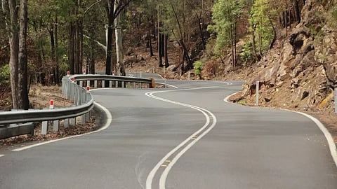 വയനാട് വഴിയുള്ള മൈസൂർ യാത്ര ഒഴിവാക്കണം;
ഇരിട്ടി- കൂട്ടുപുഴ റോഡ് വഴി യാത്ര ചെയ്യാം