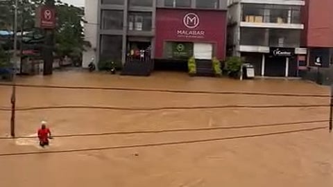 മലപ്പുറം മഴക്കെടുതി; 66 ക്യാമ്പുകളിലായി 1280 കുടുംബങ്ങളിലെ 3475 പേരെ മാറ്റിപ്പാര്പ്പിച്ചു