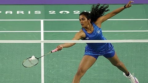 ഒളിംപിക്സില് ഇന്ത്യയ്ക്ക് 'ബാഡ്'മിന്റണ്; പി.വി. സിന്ധുവും സാത് - ചി സഖ്യവും പുറത്ത്