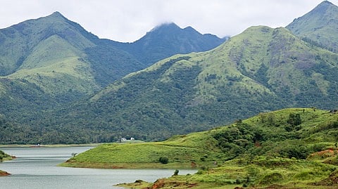 പശ്ചിമഘട്ടത്തിൽ പരിസ്ഥിതി ദുർബല മേഖല പ്രഖ്യാപിക്കും; കടുത്ത നീക്കവുമായി കേന്ദ്ര സർക്കാർ