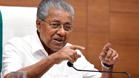 സൈന്യവും സേനയും ദുരന്തമുഖത്ത് പ്രവർത്തിച്ചത് ദൃഢനിശ്ചയത്തോടെ: പൊലീസിനെ പ്രശംസിച്ച് മുഖ്യമന്ത്രി