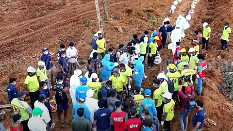 ചൂരൽമല ദുരന്തം: ഉരുൾപൊട്ടലിൽ തിരിച്ചറിയാനാവാത്ത കൂടുതൽ    മൃതദേഹങ്ങൾ സംസ്ക്കരിച്ചു