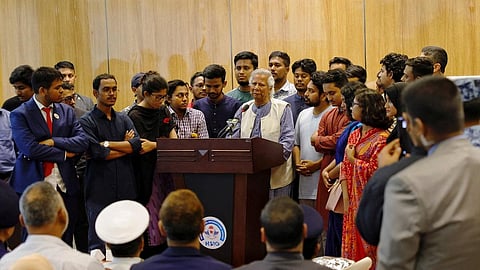 ബംഗ്ലാദേശ് ഇടക്കാല സർക്കാര്: പ്രാധാന വകുപ്പുകള് മുഹമ്മദ് യൂനസിന്; ഉപദേഷ്ടാക്കളുടെ വകുപ്പുകള് പ്രസിദ്ധീകരിച്ചു