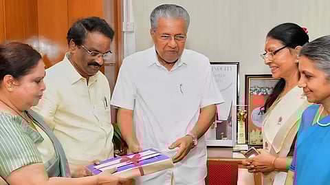 അനിശ്ചിതത്വം മാറുന്നു; ഹേമ കമ്മിറ്റി റിപ്പോര്ട്ട് പുറത്തുവരുമ്പോള്..