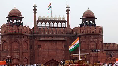 78-ാം സ്വാതന്ത്ര്യ ദിനാഘോഷങ്ങള് ആരംഭിച്ചു; 7:30ന് പ്രധാനമന്ത്രി ചെങ്കോട്ടയില് ദേശീയ പതാക ഉയർത്തും