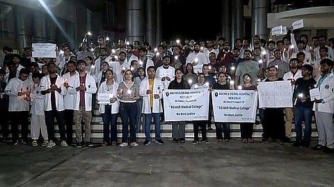 കൊല്ക്കത്തയിലെ ഡോക്ടറുടെ കൊലപാതകം: ആശുപത്രിയില് ആക്രമണം നടത്തിയ 9 പേര് അറസ്റ്റില്