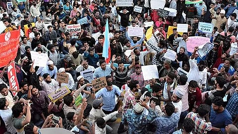 കൊല്ക്കത്തയിലെ മെഡിക്കല് വിദ്യാർഥിനിയുടെ കൊലപാതകം: കേരളത്തിലെ ഡോക്ടർമാരും സമരത്തിലേക്ക്