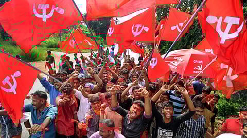 കാഫിർ വിവാദം: എൽഡിഎഫിൽ പ്രതിസന്ധി; പാർട്ടിക്കുള്ളിൽ ചേരിപ്പോര് ആരംഭിക്കുമെന്ന് സൂചന