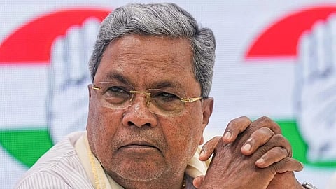 ഭൂമി കുംഭകോണം: കർണാടക മുഖ്യമന്ത്രി സിദ്ധരാമയ്യയെ വിചാരണ ചെയ്യാൻ അനുമതി നൽകി ഗവർണർ