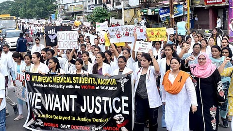 ഡോക്ടർമാരുടെ രാജ്യവ്യാപക പണിമുടക്ക് അവസാനിച്ചു; ക്രമസമാധാന നില സംബന്ധിച്ച റിപ്പോർട്ട് തേടി കേന്ദ്രം