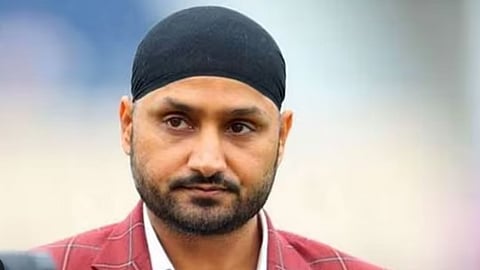 'മനുഷ്യത്വമില്ലായ്ക്കു നേരെ നിശബ്ദരായിരിക്കാനാകില്ല'; കൊല്ക്കത്ത ഡോക്ടറുടെ കൊലപാതകത്തില് ഹര്ഭജന് സിംഗ്