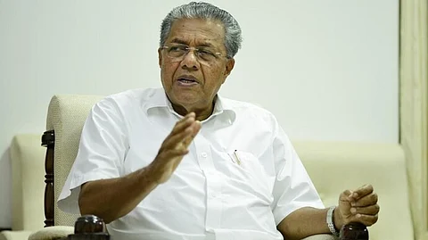 ദുരന്ത ബാധിതരിൽ നിന്ന് വായ്പ പിടിച്ചെടുത്തത് കണ്ണിൽ ചോരയില്ലാത്ത നടപടി, കേരള ബാങ്ക്
സ്വീകരിച്ചത് മാതൃകാപരം: മുഖ്യമന്ത്രി