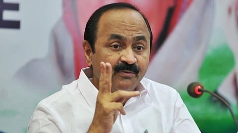 ഹേമ കമ്മിറ്റി റിപ്പോർട്ട്: "നാലരവർഷം റിപ്പോർട്ട് പുറത്തു വിടാതെ സർക്കാർ എന്തിന് അടയിരുന്നു?"