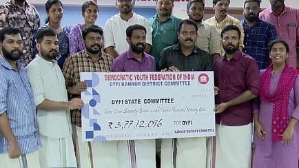 വയനാടിനായി ആക്രി പെറുക്കി, മീന് വിറ്റു; ഡിവൈഎഫ്ഐ സമാഹരിച്ചത് മൂന്നേമുക്കാൽ കോടി രൂപ