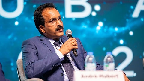 ചന്ദ്രനിലെ പാറയും മണ്ണും ഭൂമിയിലേക്ക് കൊണ്ടുവരും: ഡോ.എസ്.സോമനാഥ്