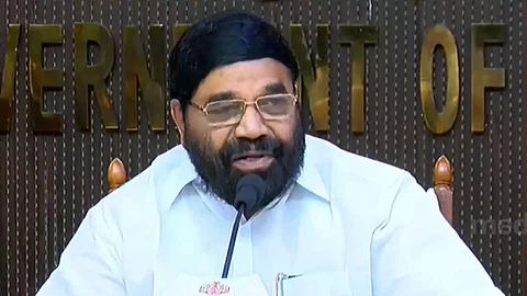 ഹേമ കമ്മിറ്റി റിപ്പോർട്ടിന്റെ പൂർണ രൂപം ഹൈക്കോടതിയിൽ സമർപ്പിക്കുന്നതിന് തടസങ്ങളില്ല : വി എന് വാസവന്