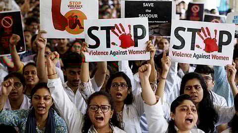 പ്രതിഷേധം തുടരുമെന്ന് പശ്ചിമ ബംഗാളിലെ ഡോക്ടർമാർ; സുപ്രീം കോടതി നിർദേശം തള്ളി ജൂനിയർ ഡോക്ടേഴ്സ് ഫ്രണ്ട്