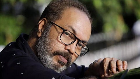 മൗനം പാലിച്ചാൽ വിദ്വാനാകാമെന്ന് സൂപ്പർ താരങ്ങള് കരുതുന്നുണ്ടാകാം, അല്ലെങ്കിൽ കുറ്റബോധം ആകാം; ഷമ്മി തിലകൻ