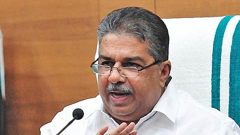 സർക്കാർ ആവശ്യപ്പെട്ടിട്ടില്ല, രാജി സന്നദ്ധത അറിയിച്ചത് രഞ്ജിത്ത്; സജി ചെറിയാൻ