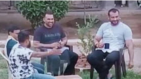 കൊലക്കേസ് പ്രതിയായ കന്നഡ നടന് ജയിലില് വിഐപി പരിഗണന; ഏഴ് ഉദ്യോഗസ്ഥര്ക്ക് സസ്പെന്ഷന്