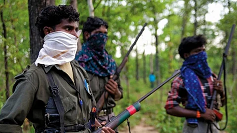 "ആശയങ്ങളിൽ വിശ്വാസം നഷ്ടപ്പെട്ടു"; ഛത്തീസ്ഗഡിൽ 25 മാവോയിസ്റ്റ് പ്രവർത്തകർ കീഴടങ്ങി