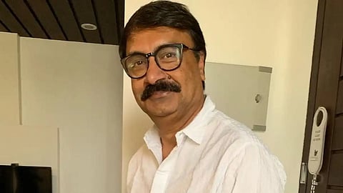 ലൈംഗിക ഉദ്ദേശ്യത്തോടെയുള്ള പെരുമാറ്റം;  വി.കെ. പ്രകാശിനെതിരെ കേസെടുത്ത് പൊലീസ്