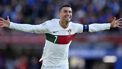 ചാമ്പ്യൻസ് ലീഗിലെ എക്കാലത്തെയും മികച്ച ഗോൾ സ്കോറർ; റൊണാൾഡോയെ ആദരിച്ച് യുവേഫ