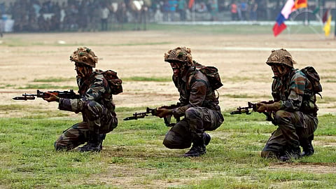 IMPACT: റഷ്യയില് തൊഴില് തട്ടിപ്പിനിരയായ മലയാളികളെ തിരിച്ചെത്തിക്കണം; കേന്ദ്ര വിദേശകാര്യ മന്ത്രിക്ക് കത്തയച്ച് മുഖ്യമന്ത്രി