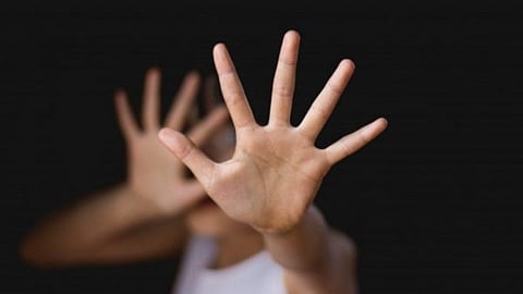 ക്ഷേത്ര പൂജാരിക്ക് 20 വർഷം കഠിനതടവ് വിധിച്ച് കോടതി;
ശിക്ഷ ഏഴു വയസുകാരനെ ലൈംഗികമായി പീഡിപ്പിച്ച കുറ്റത്തിന്