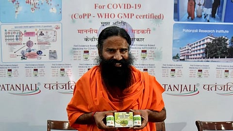 പതഞ്ജലിയുടെ പല്പ്പൊടി അത്ര വെജിറ്റേറിയനല്ല; പരസ്യത്തില് തെറ്റായ വിവരങ്ങള്; ബാബാ രാംദേവിന് നോട്ടീസയച്ച് കോടതി