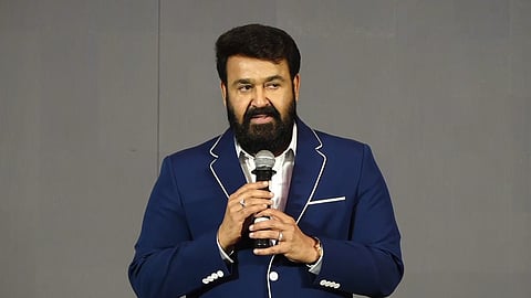 എവിടേക്കും ഒളിച്ചോടിയിട്ടില്ല, എല്ലാ ചോദ്യത്തിനും AMMA അല്ല മറുപടി നല്കേണ്ടത്: മോഹന്ലാല്