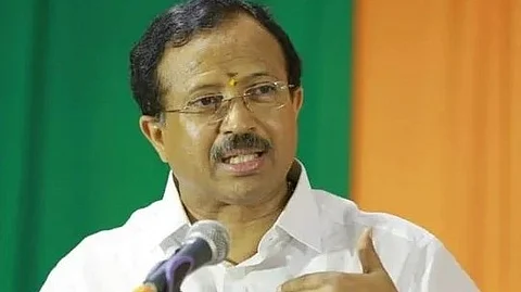 പൊലീസ് സേനയെ പിണറായി വിജയൻ അടിമക്കൂട്ടമാക്കി: വി മുരളീധരൻ